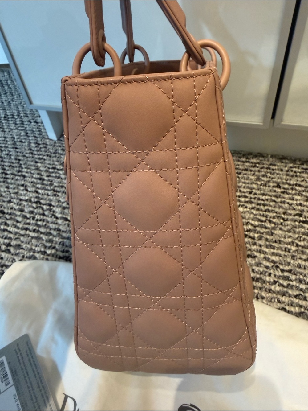 Dior LADY Dior medium ultra matte Cannage quilted calfskin handbag - Picture 5 of 16